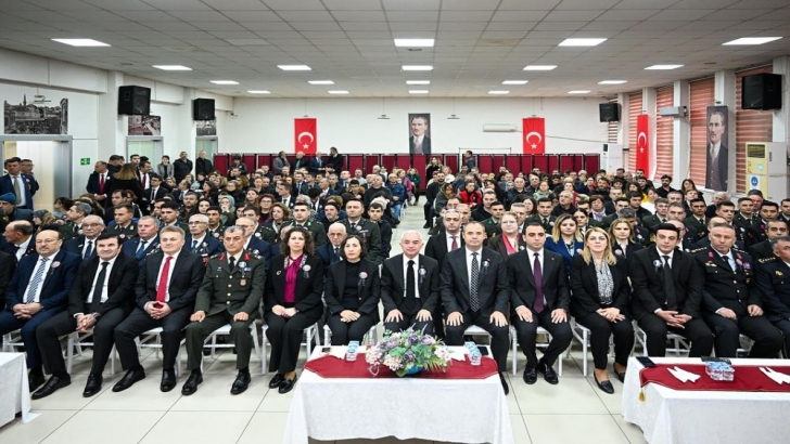 Kırklareli’nde 10 Kasım Töreni: Atatürk Saygı, Özlem ve Minnetle Anıldı | KIRKLARELİ