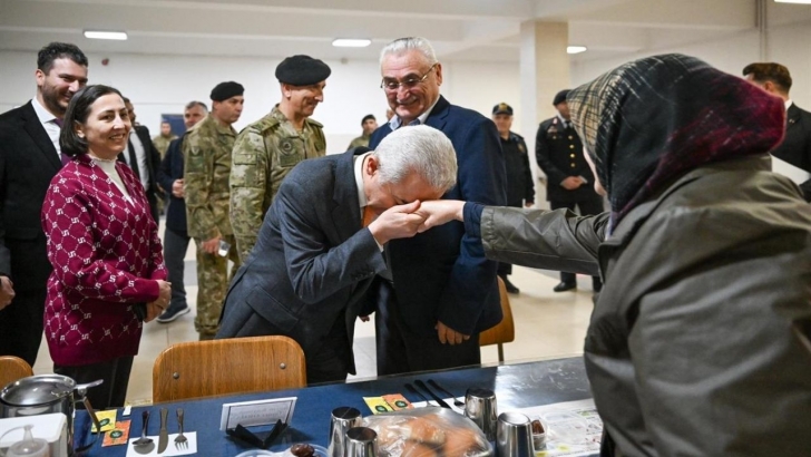 Vali Uğur Turan Şehit Yakınları Ve Gazilerle İftarda Buluştu | KIRKLARELİ