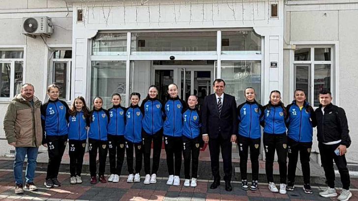 Kırklareli'nin Şampiyonları Türkiye Finalleri Yolunda | KIRKLARELİ